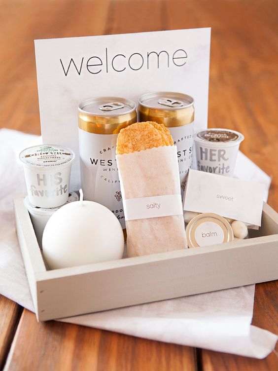 10 Luxurious Welcoming Basket Gift Ideas Guaranteeing Five Star Review