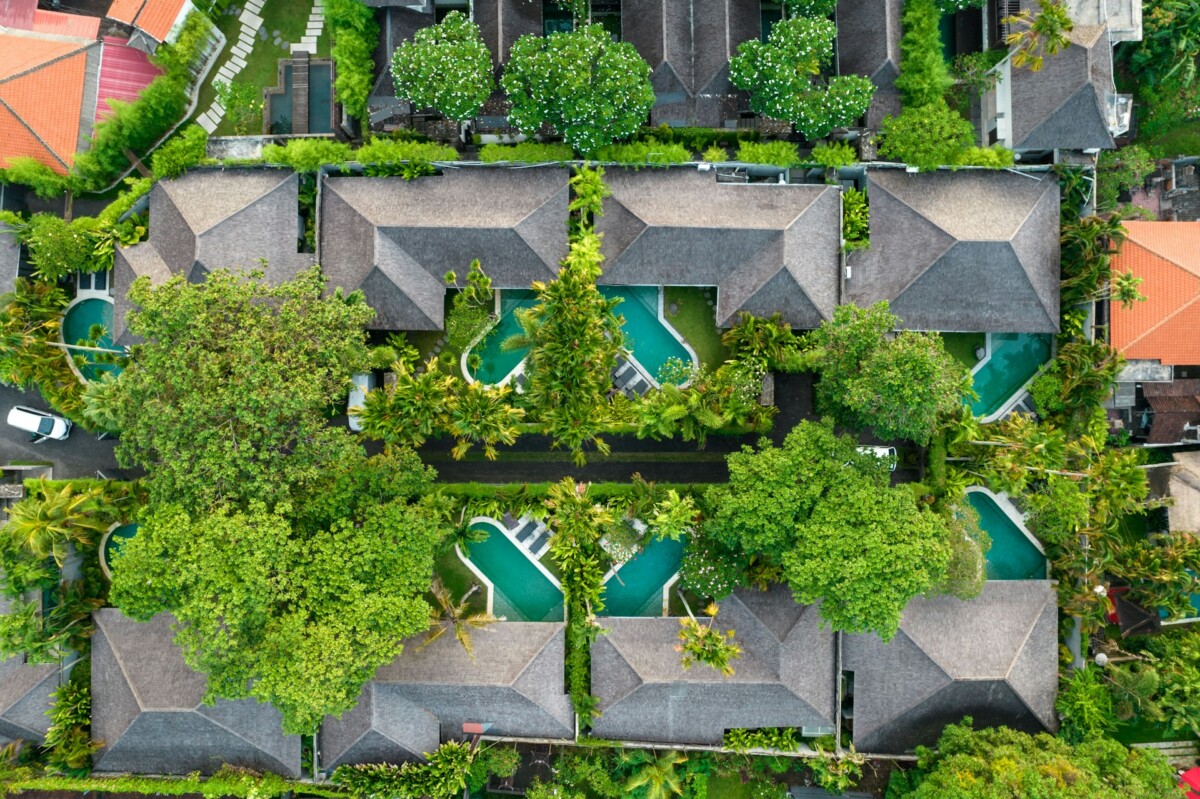 SEO vs. SEM: Which One is Right for Your Hotel Business in Bali?